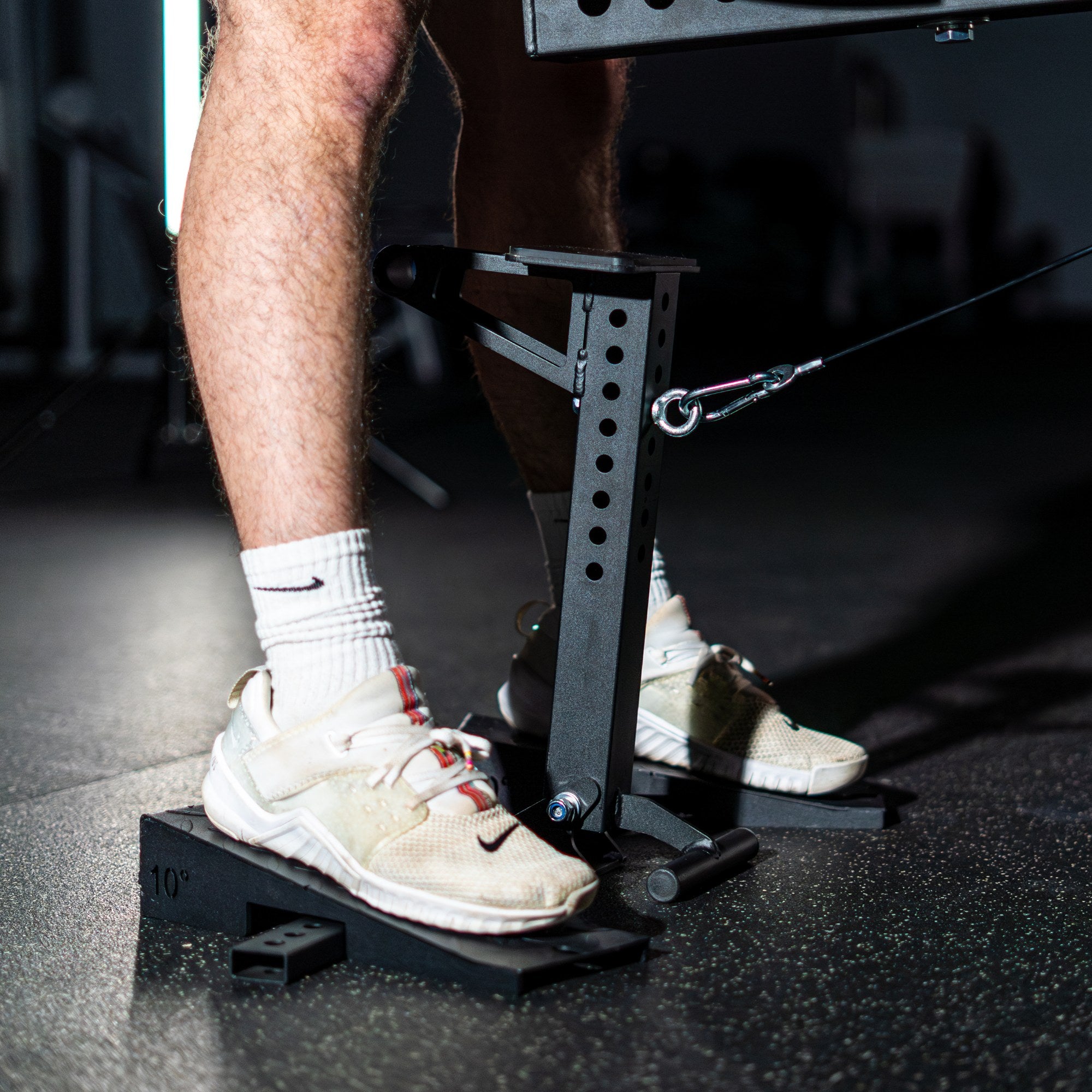 Revolt Belt Squat 2.0 (Free Belt Included)